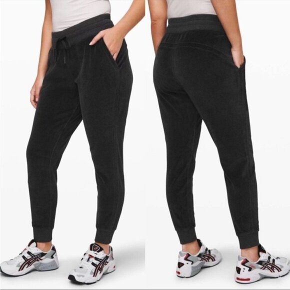 Lululemon Warm Down Jogger Velour Heathered Black‎ 6 - Picture 8 of 8